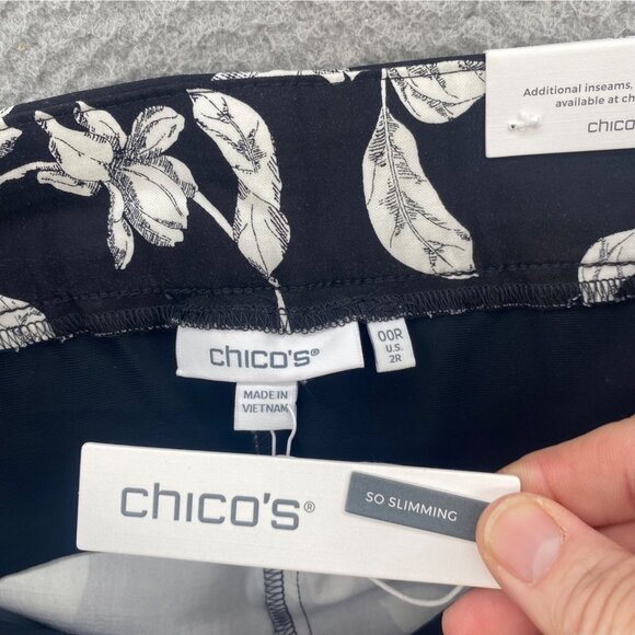 Chicos Pants Womens 00 US 2 Brigitte Black Floral So Slimming 360 Slim Ankle NWT - Picture 6 of 12